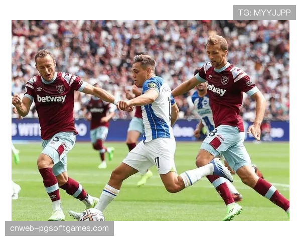 社论：VAR介入“危险抢断”的尺度，是否在削弱英超的对抗传统？